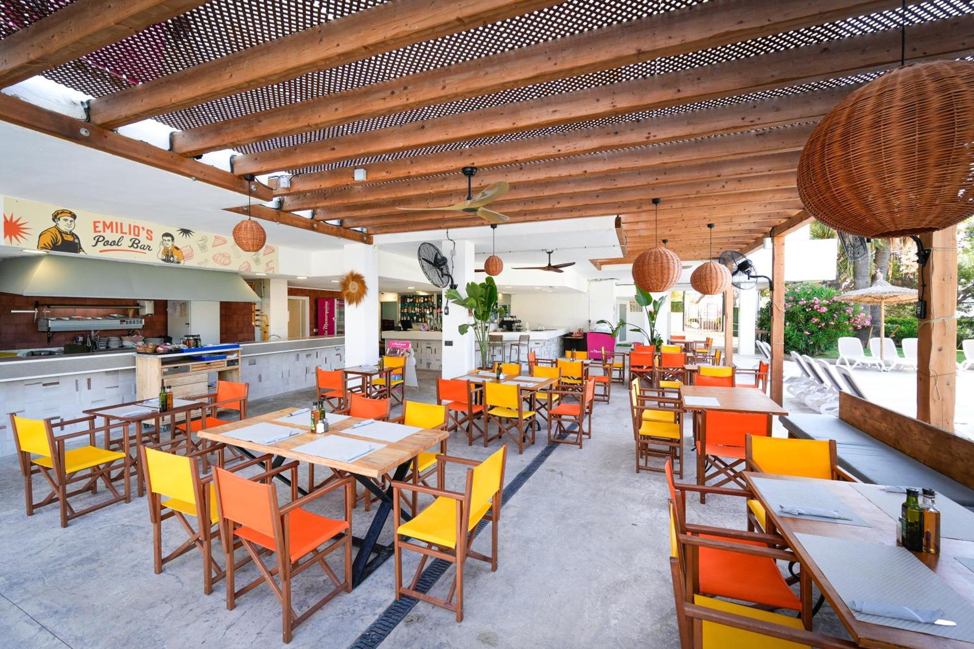 Vistasol Apartahotel 3*